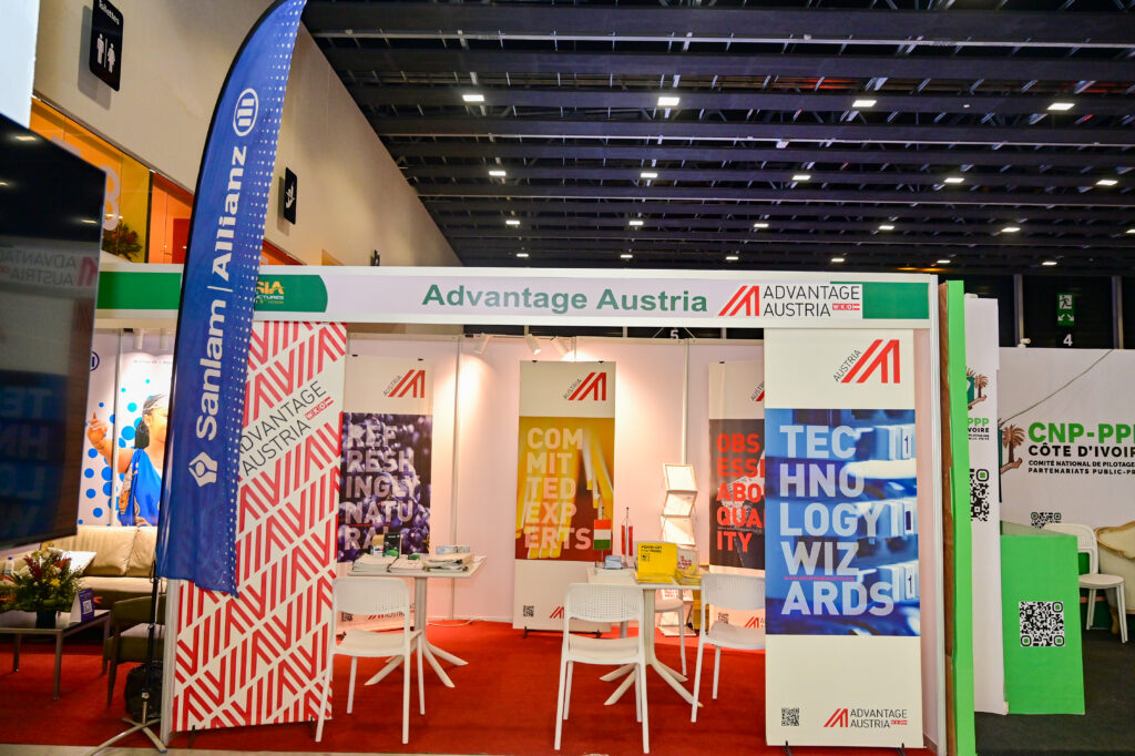 AVANTAGE AUSTRALIA (2)