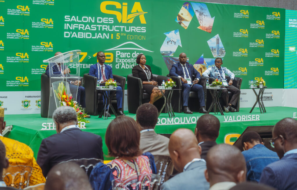 FORUM ECONOMIAUE (11)
