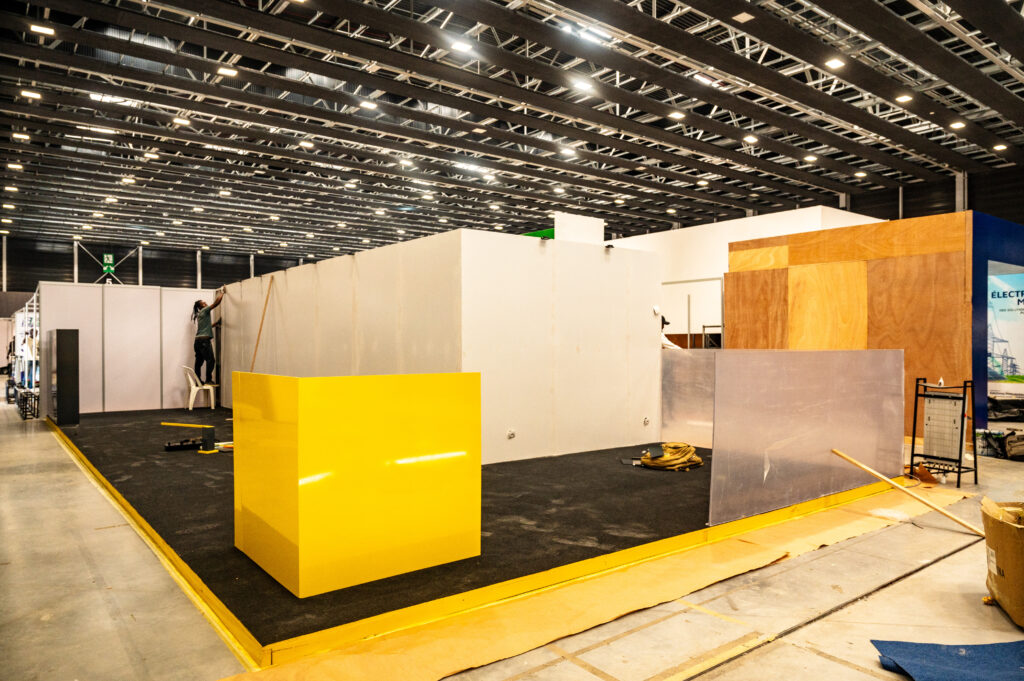MONTAGE DE STAND (7)